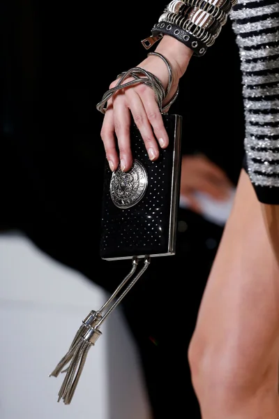 Look 34